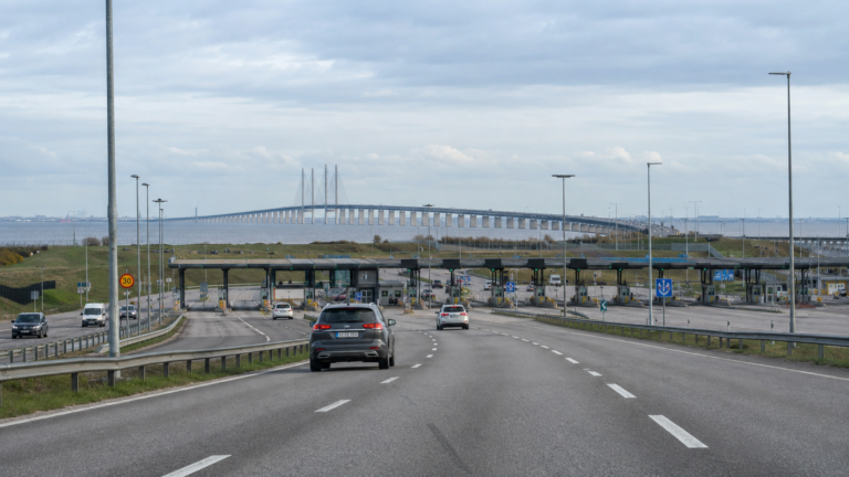Swedish border-control point as Sweden considers measures after the Ceuta crisis